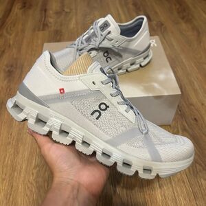 On Cloud x 4 AD wolf alloy running lace up shoes sneakers women’s 9 new in box